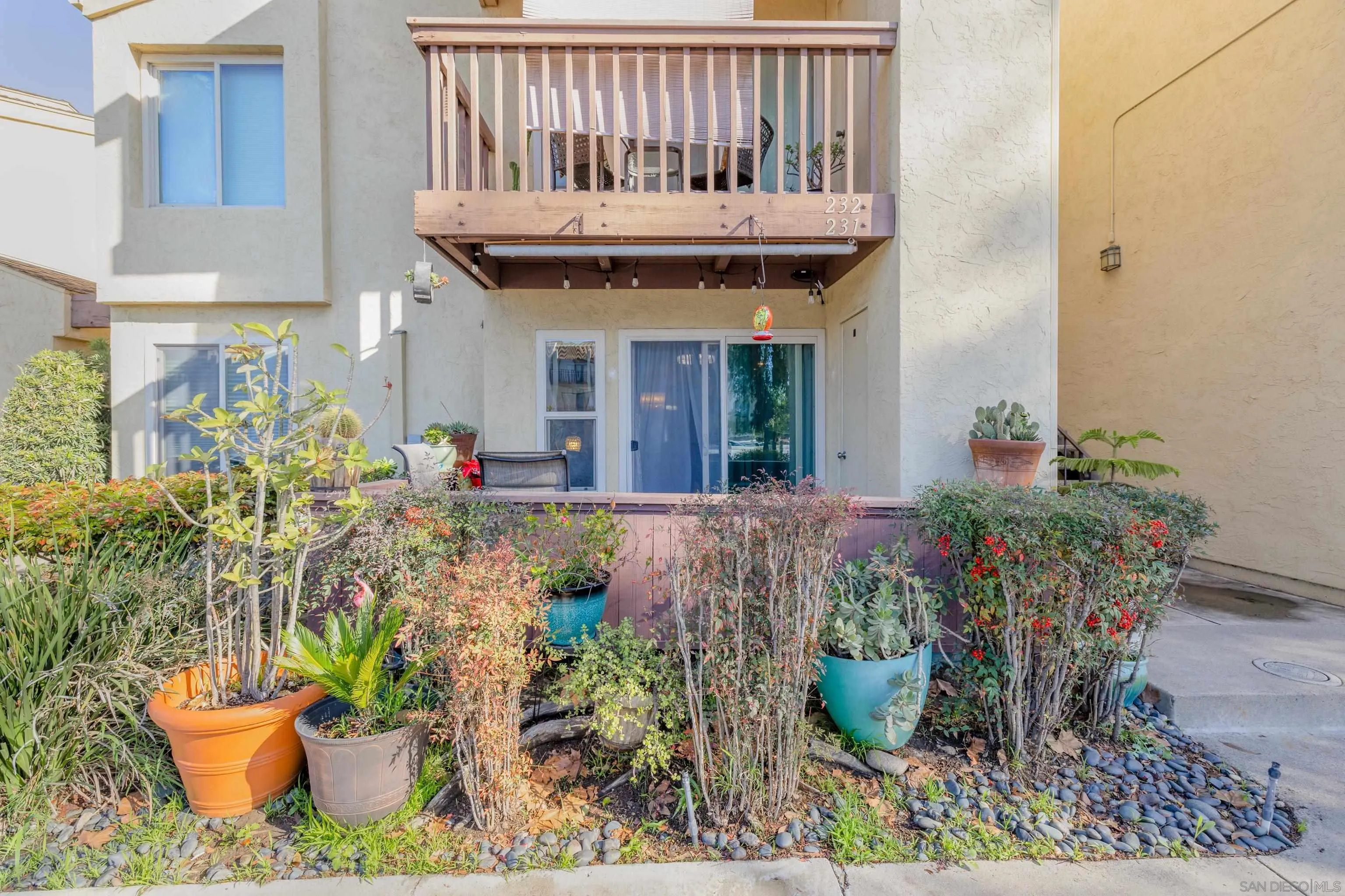 Photo #3: 230000781 Listing 