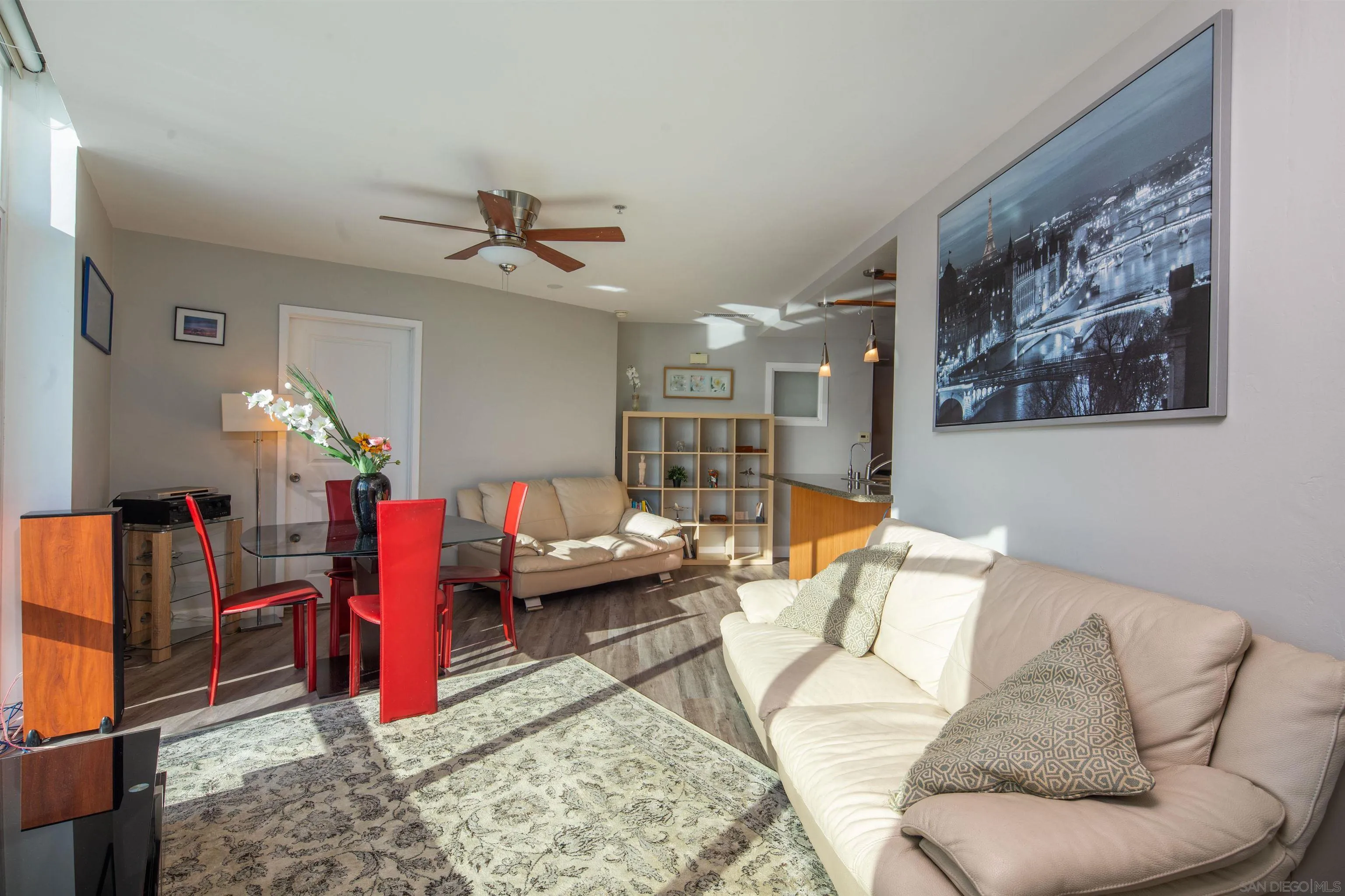 Photo #4: 230000860 Listing 