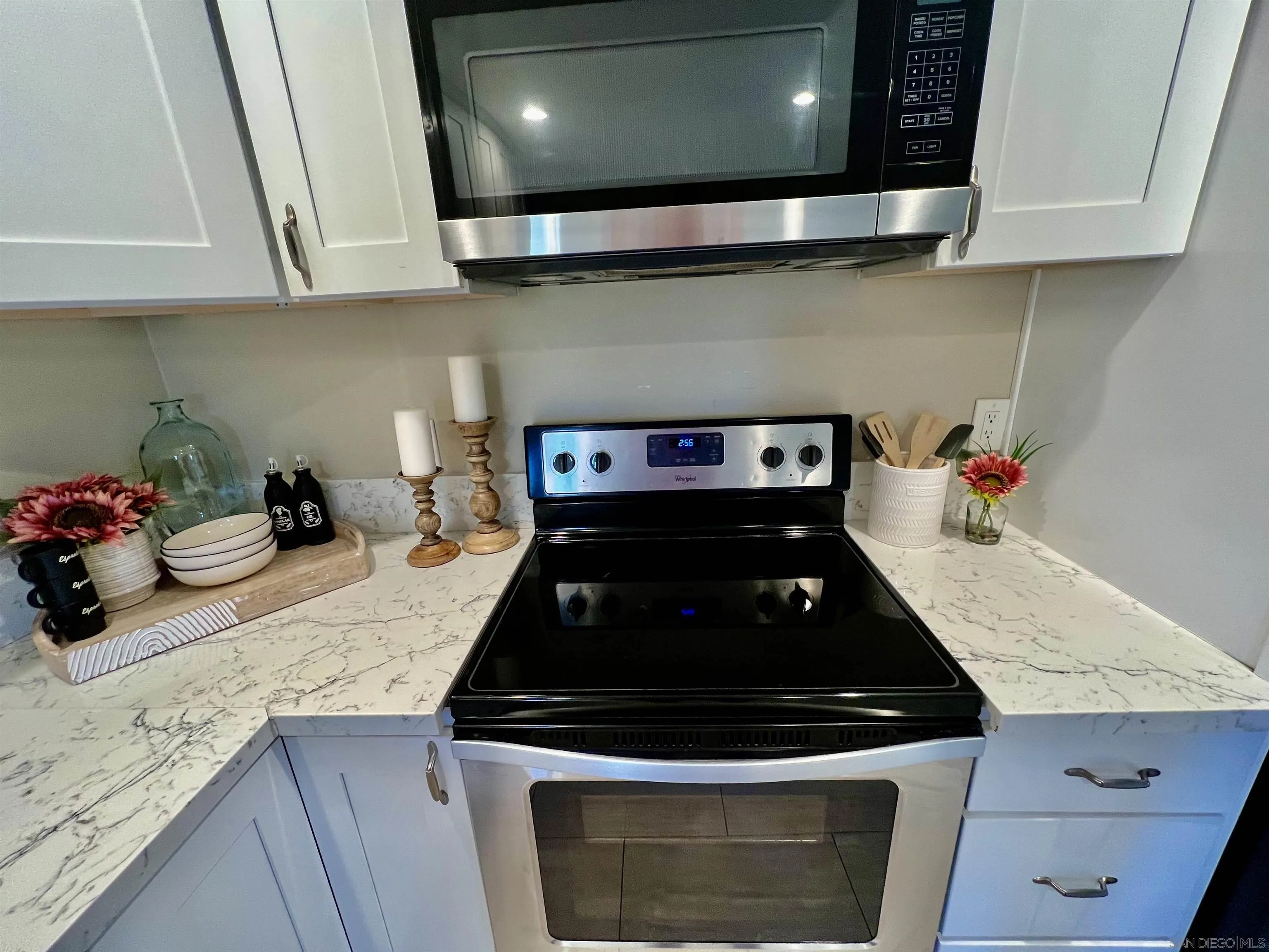 https://cdn.realtyfeed.com/cdn/127/230001114/1d1d9fbbee92865da26f2cc7c2d37eec.webp