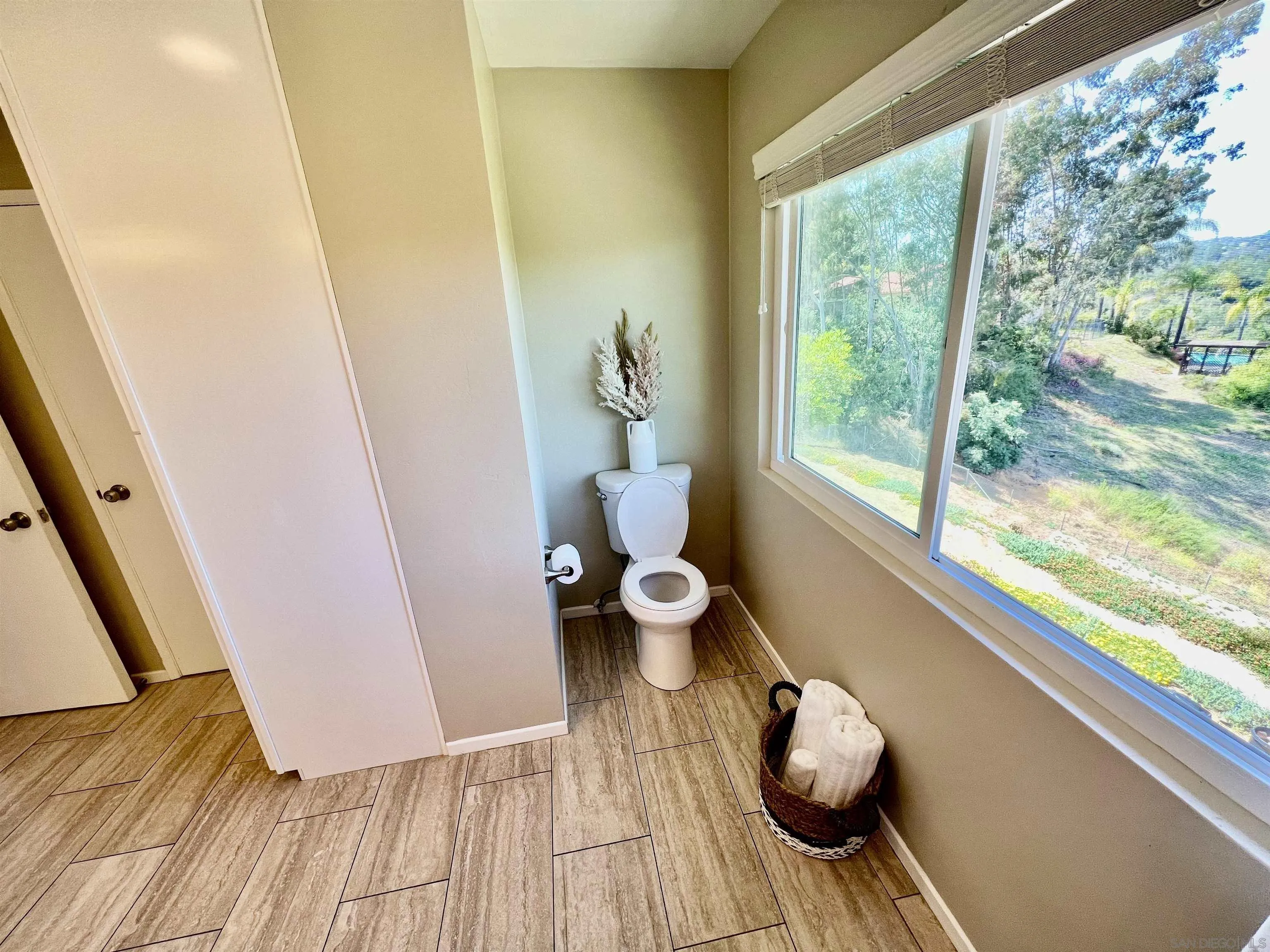 https://cdn.realtyfeed.com/cdn/127/230001114/2180e5949a3a2ffb19236539504b6e30.webp