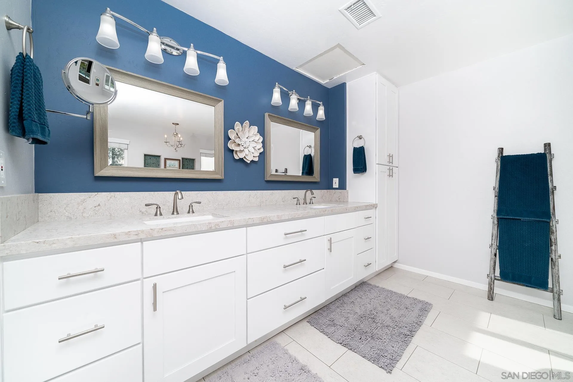 https://cdn.realtyfeed.com/cdn/127/230001114/6338cac9b75b9248916ebef57d3b964d.webp