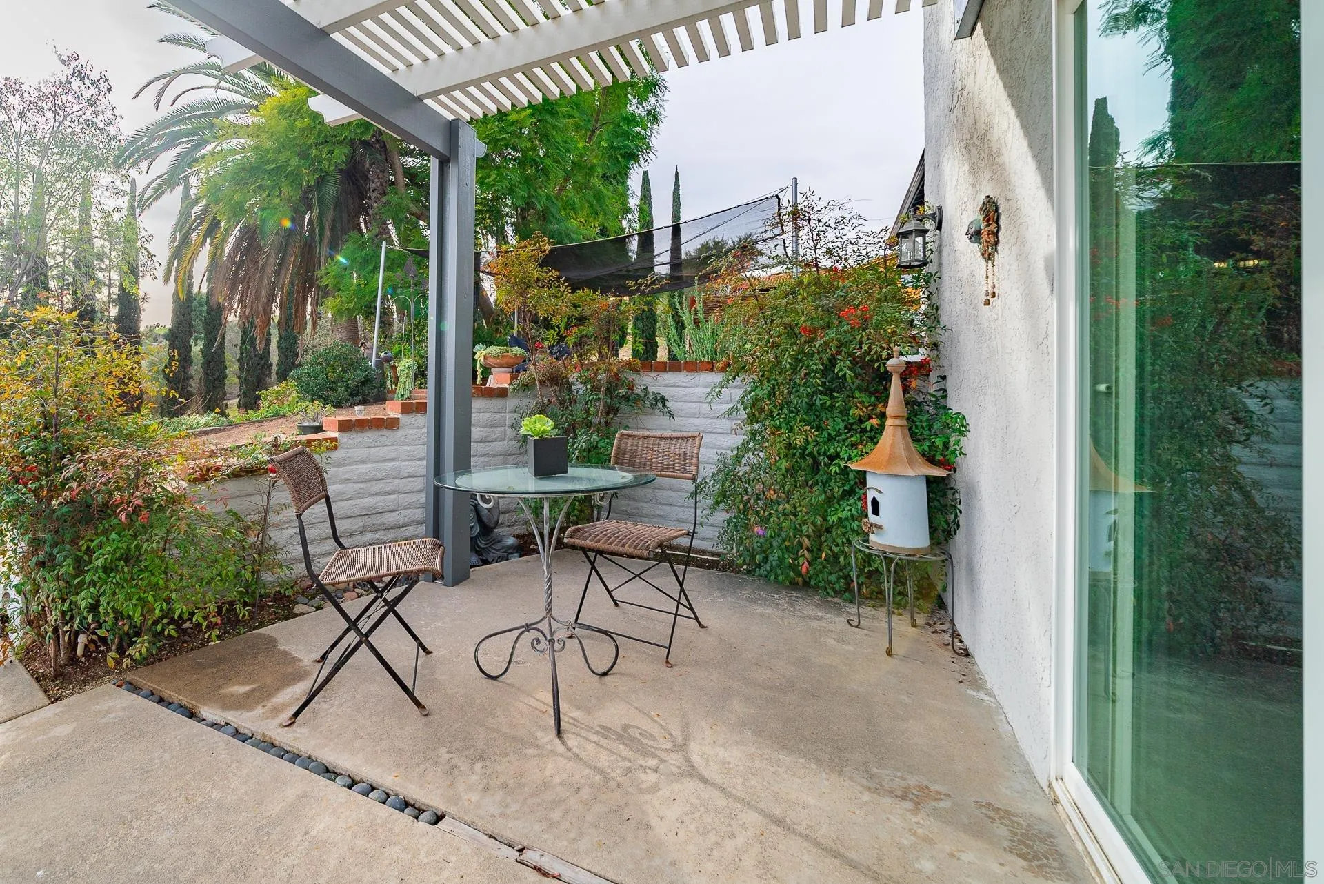 https://cdn.realtyfeed.com/cdn/127/230001114/b9c2ffedf7242aa69d021fc6dd086870.webp