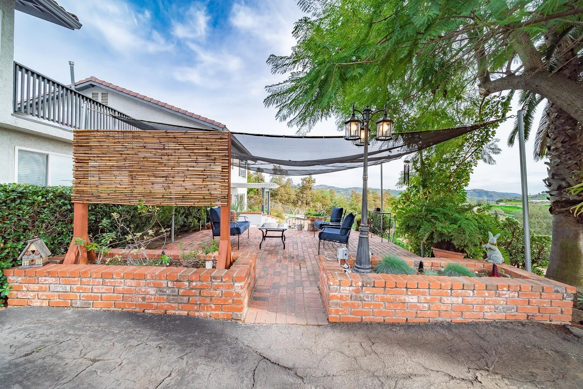 https://cdn.realtyfeed.com/cdn/127/230001114/ba3fa394f169f2a9bdf52c7428e6a02d.webp