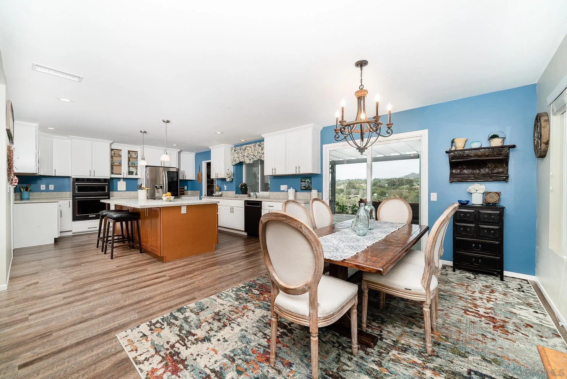 https://cdn.realtyfeed.com/cdn/127/230001114/e20fd1f102f192a971f7fcfdcf563c9d.webp