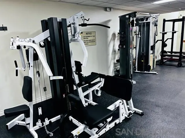 https://cdn.realtyfeed.com/cdn/127/230001483/370ec7118fe9873f1b47e9ba79dba3ce.webp