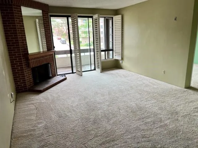 https://cdn.realtyfeed.com/cdn/127/230001483/a2a3dbfec0ffa706ca4e6ea5feccd823.webp