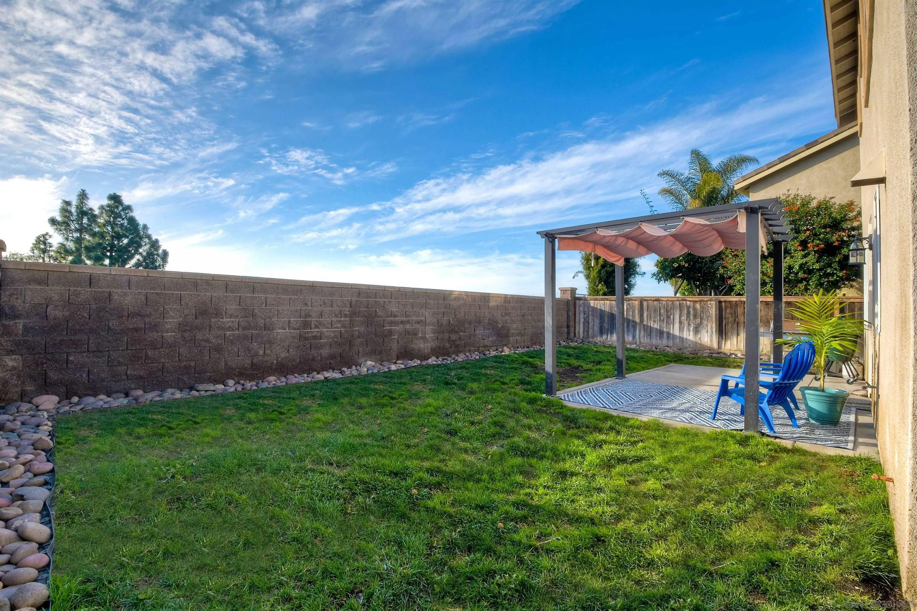 https://cdn.realtyfeed.com/cdn/127/230001498/73190649f600f9d7546a82e0d32755d5.webp