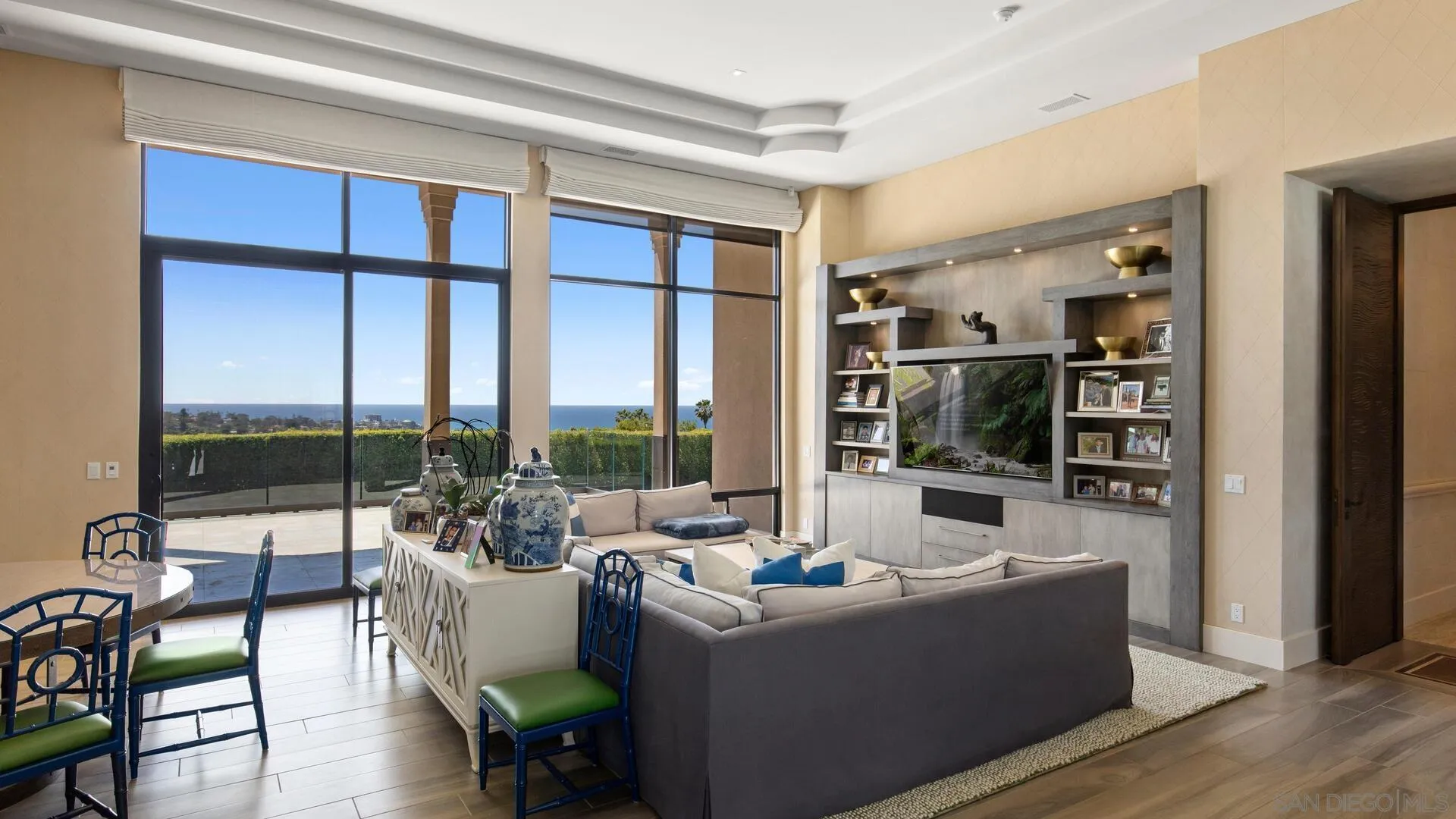 https://cdn.realtyfeed.com/cdn/127/230001579/29cba54782a69248f83b8968b5a5574d.webp