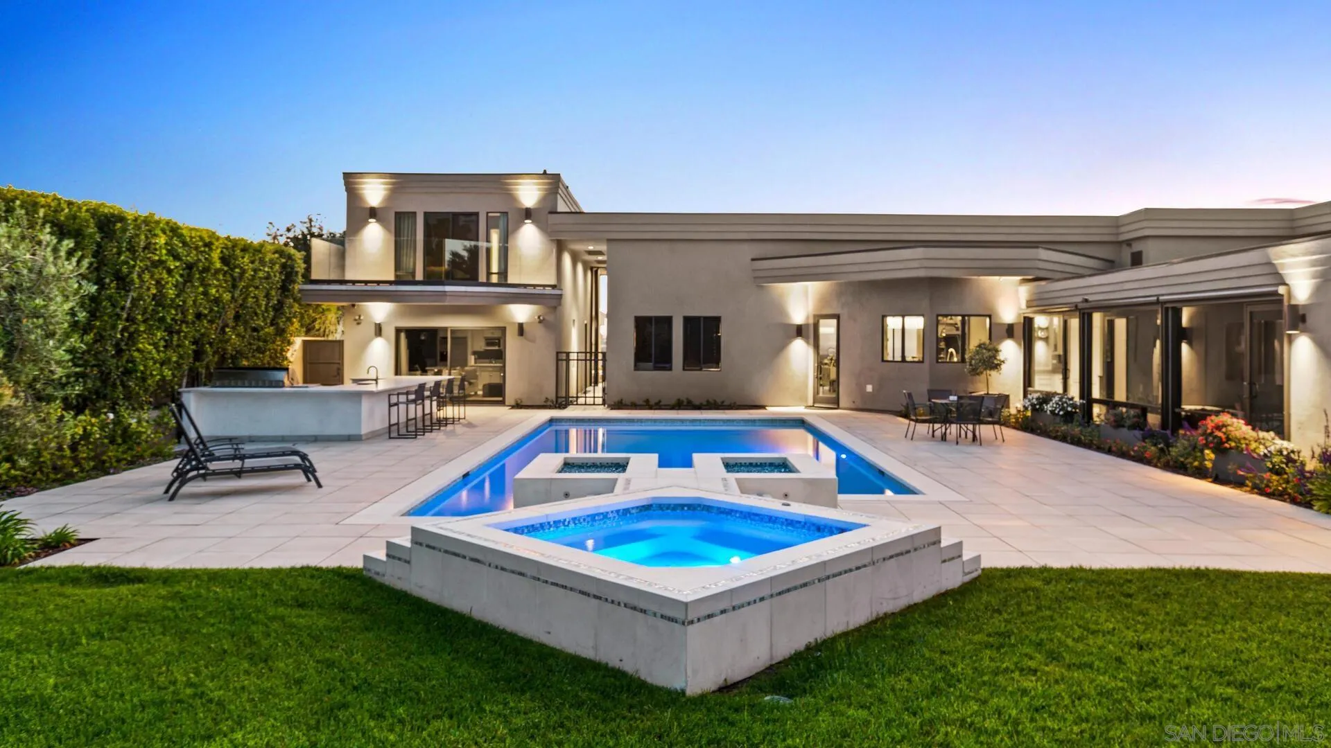 https://cdn.realtyfeed.com/cdn/127/230001579/4361b9a47ed03fb1810755e5fef4e875.webp