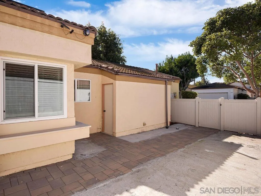 https://cdn.realtyfeed.com/cdn/127/230001754/0a13979a782df5248c45b315a12b5d22.webp
