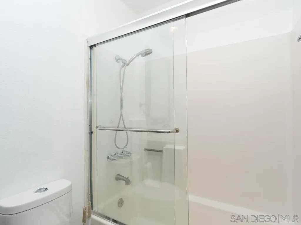 https://cdn.realtyfeed.com/cdn/127/230001754/dd65368c7acdd475071016effc9dc39f.webp