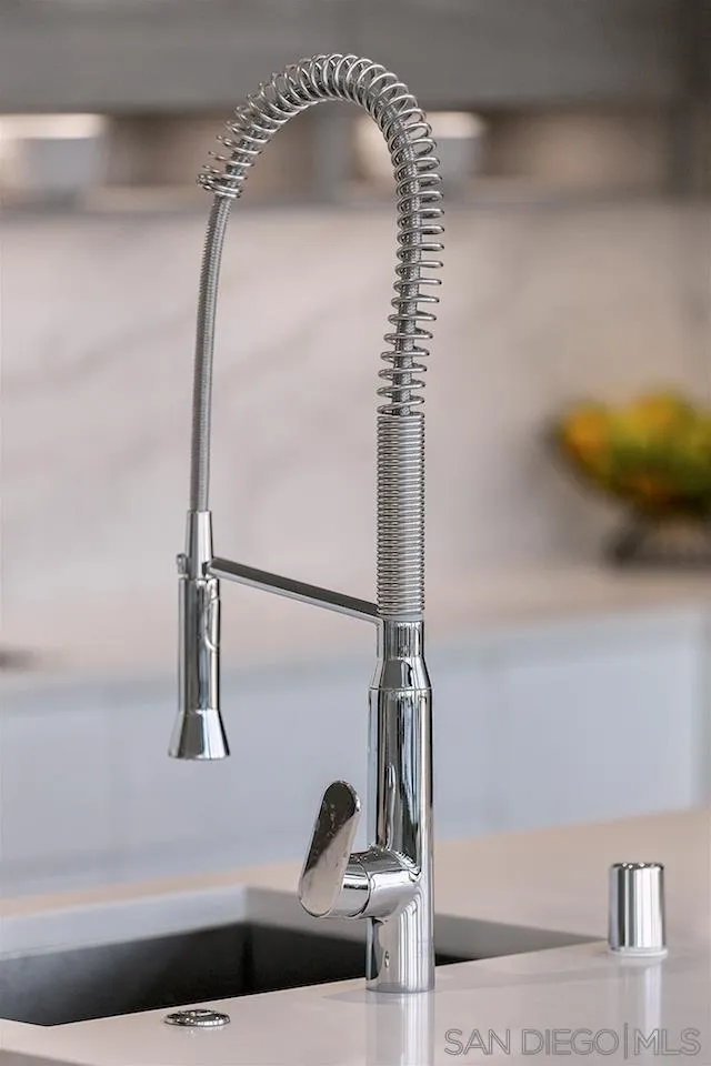 https://cdn.realtyfeed.com/cdn/127/230002114/5d37398b77af471f149f763bc4c41ab0.webp