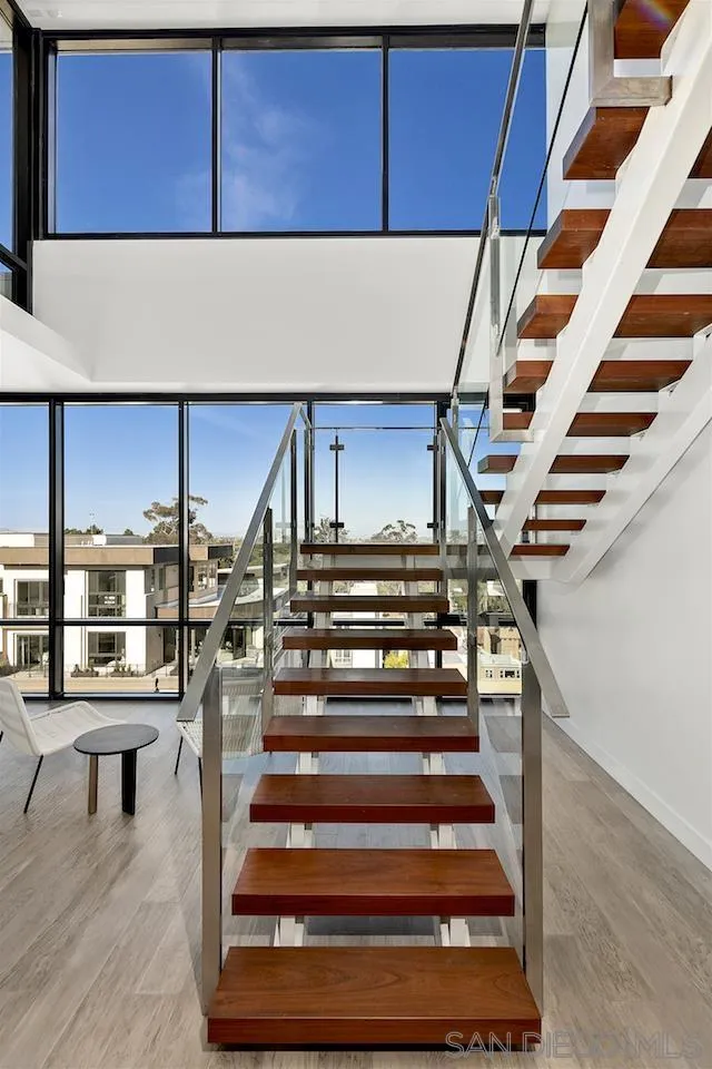 https://cdn.realtyfeed.com/cdn/127/230002114/82476365e42c9f6bd9b665ec90ba7420.webp