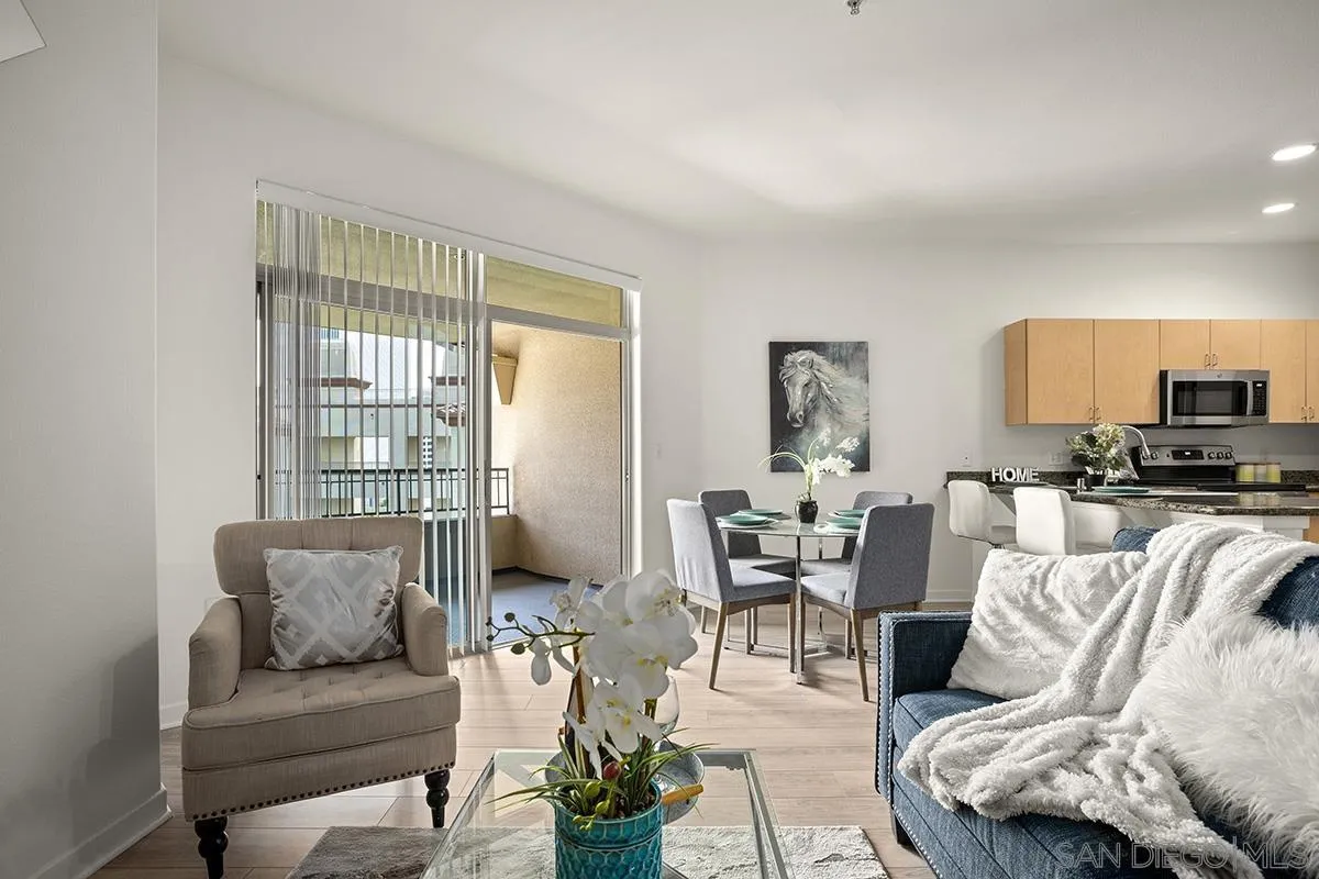 Photo #2: 230002432 Listing 