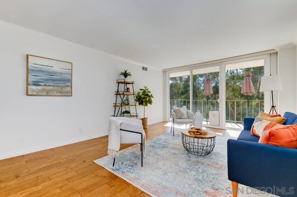 Photo #5: 230002608 Listing 