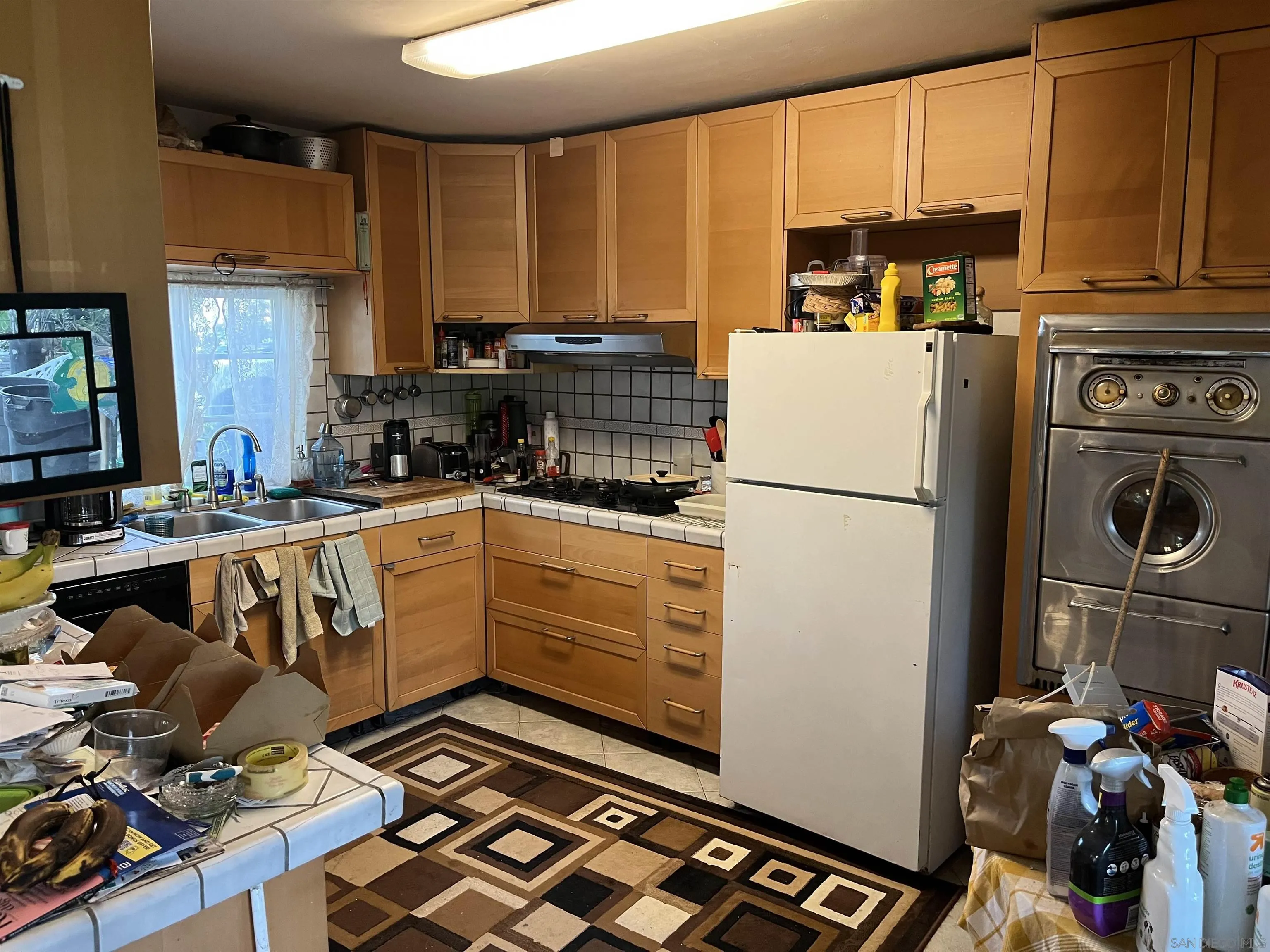 https://cdn.realtyfeed.com/cdn/127/230002929/2cae3d635b2179915502d99c997c5055.webp