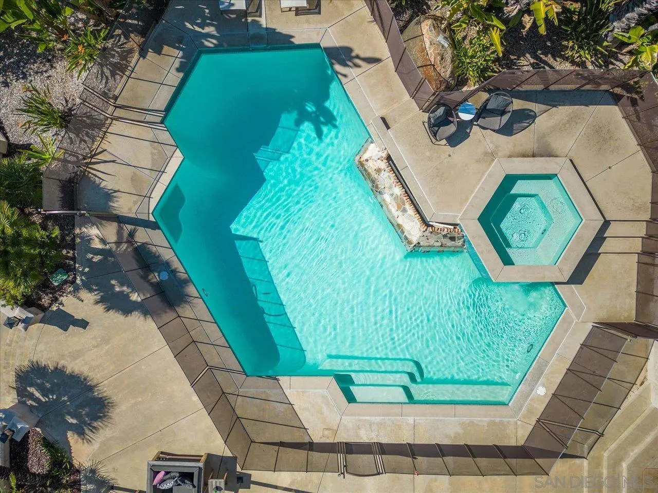 https://cdn.realtyfeed.com/cdn/127/230003119/12a4665ec33b090360cbadcd52530bba.webp