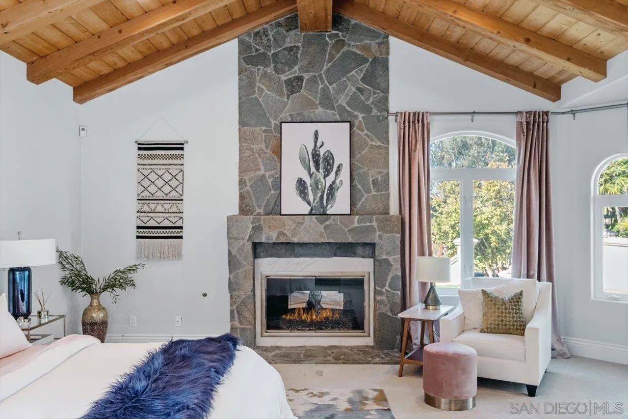 https://cdn.realtyfeed.com/cdn/127/230003119/580d2f2311c7cf627464e3d52427d463.webp