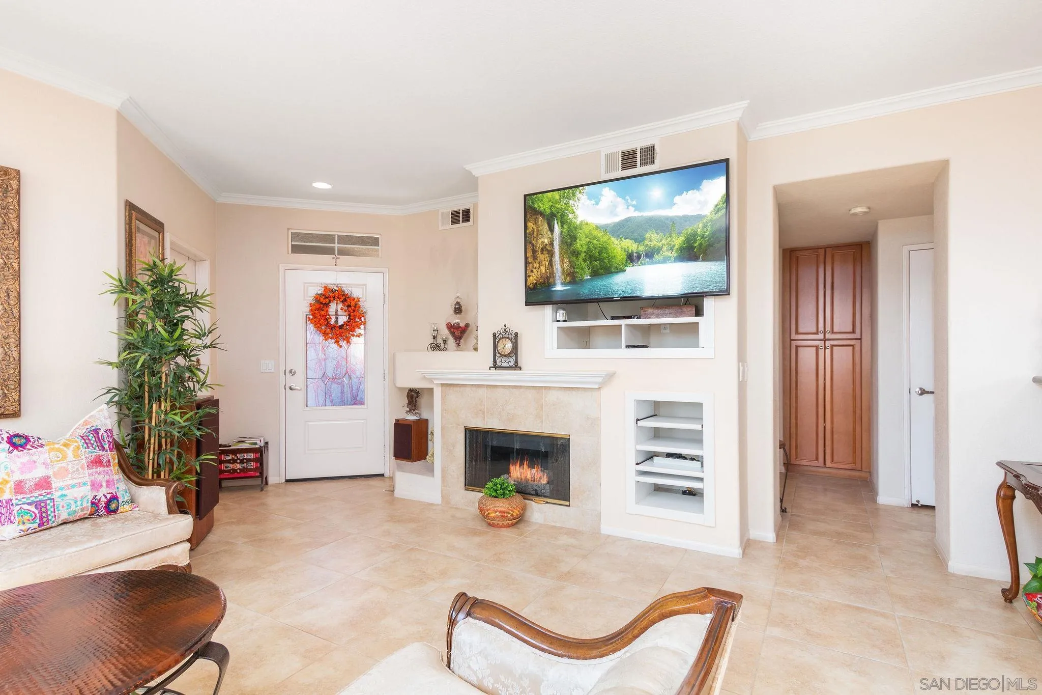 Photo #3: 230003388 Listing 