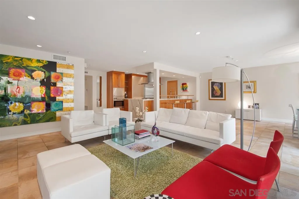 https://cdn.realtyfeed.com/cdn/127/230003972/f4b59747a20d28fd3f1ef25f95324520.webp