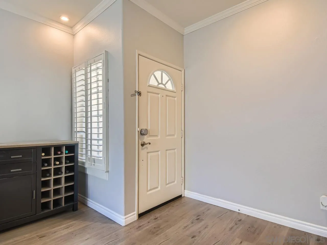 Photo #2: 230004053 Listing 