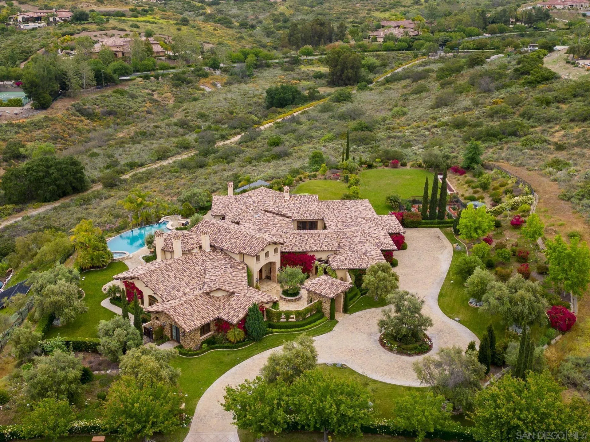 https://cdn.realtyfeed.com/cdn/127/230004344/2620833336cbb7420337a718792f0ed7.webp