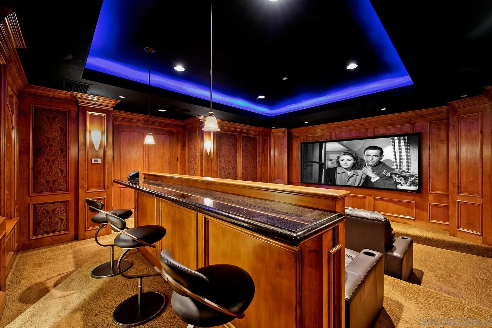 https://cdn.realtyfeed.com/cdn/127/230004344/930096532d1c7a906c160c48d52040da.webp