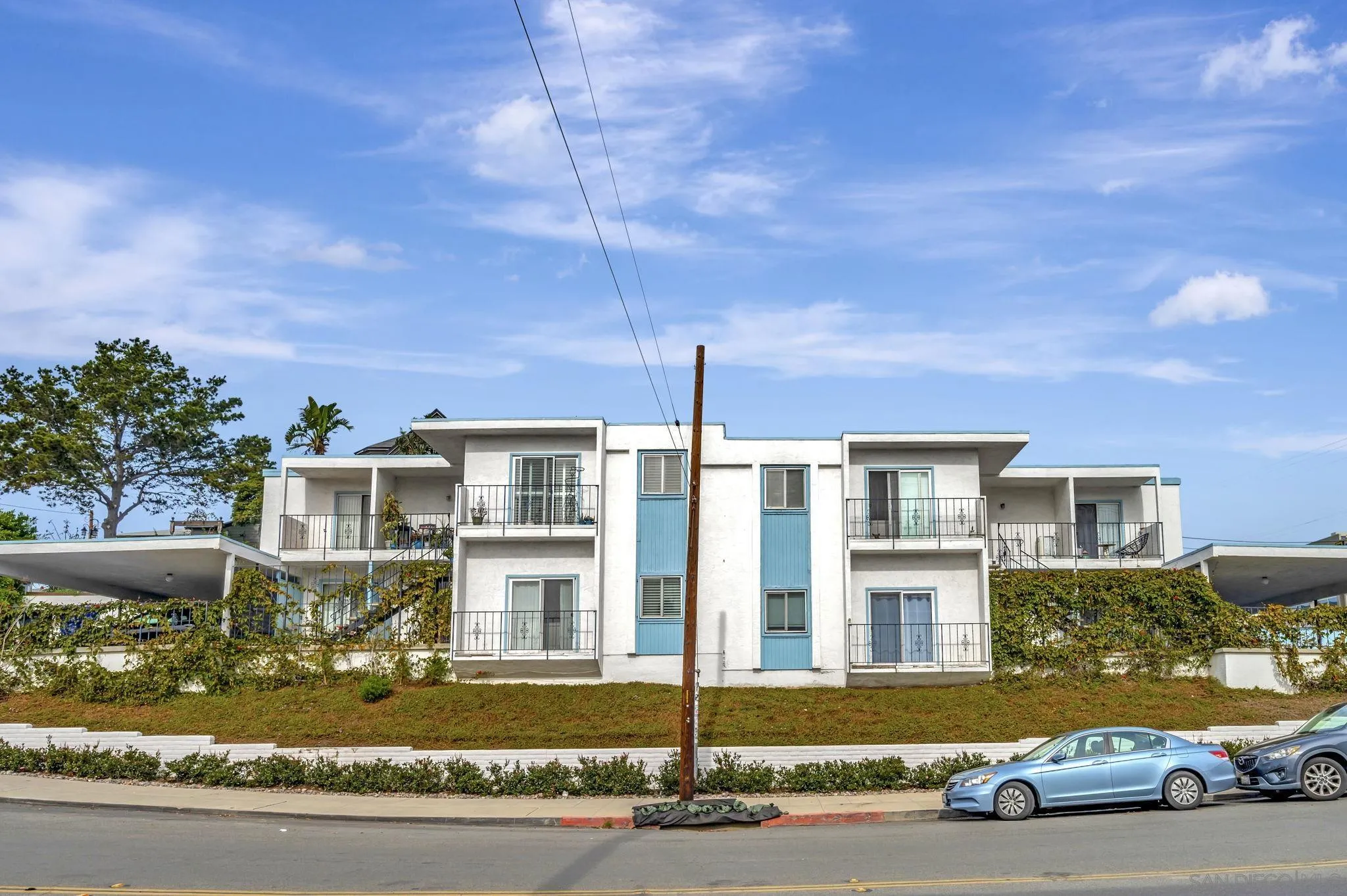 Photo #2: 230004760 Listing 