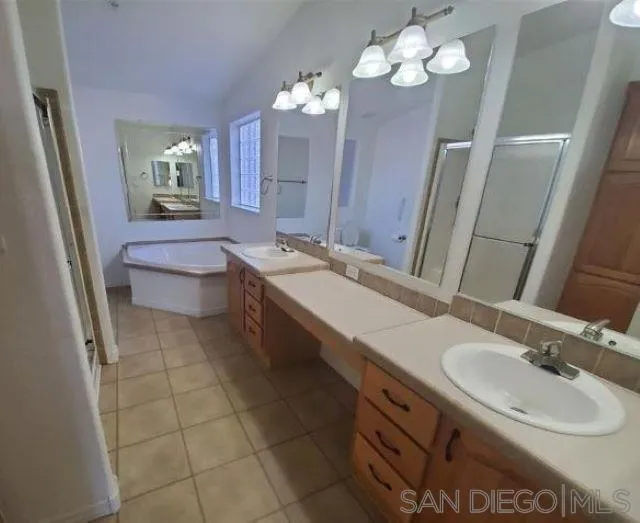 https://cdn.realtyfeed.com/cdn/127/230005139/4578b67bb48b8302197b0bb762990e88.webp