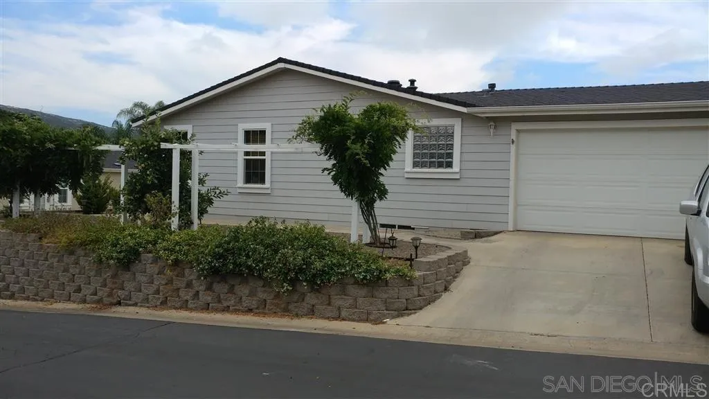 https://cdn.realtyfeed.com/cdn/127/230005139/b5dd8843dc818695724c23eb01a8cc2f.webp