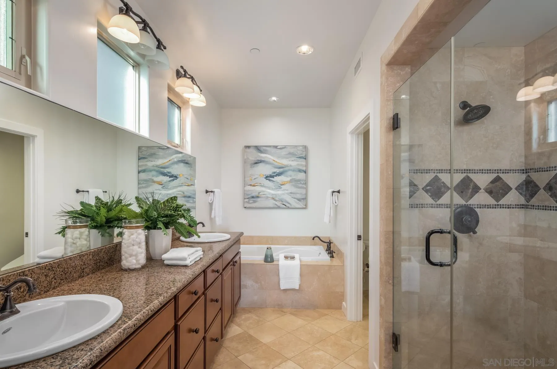 https://cdn.realtyfeed.com/cdn/127/230005226/30c37e3957b9cd84e526de2f5b230608.webp