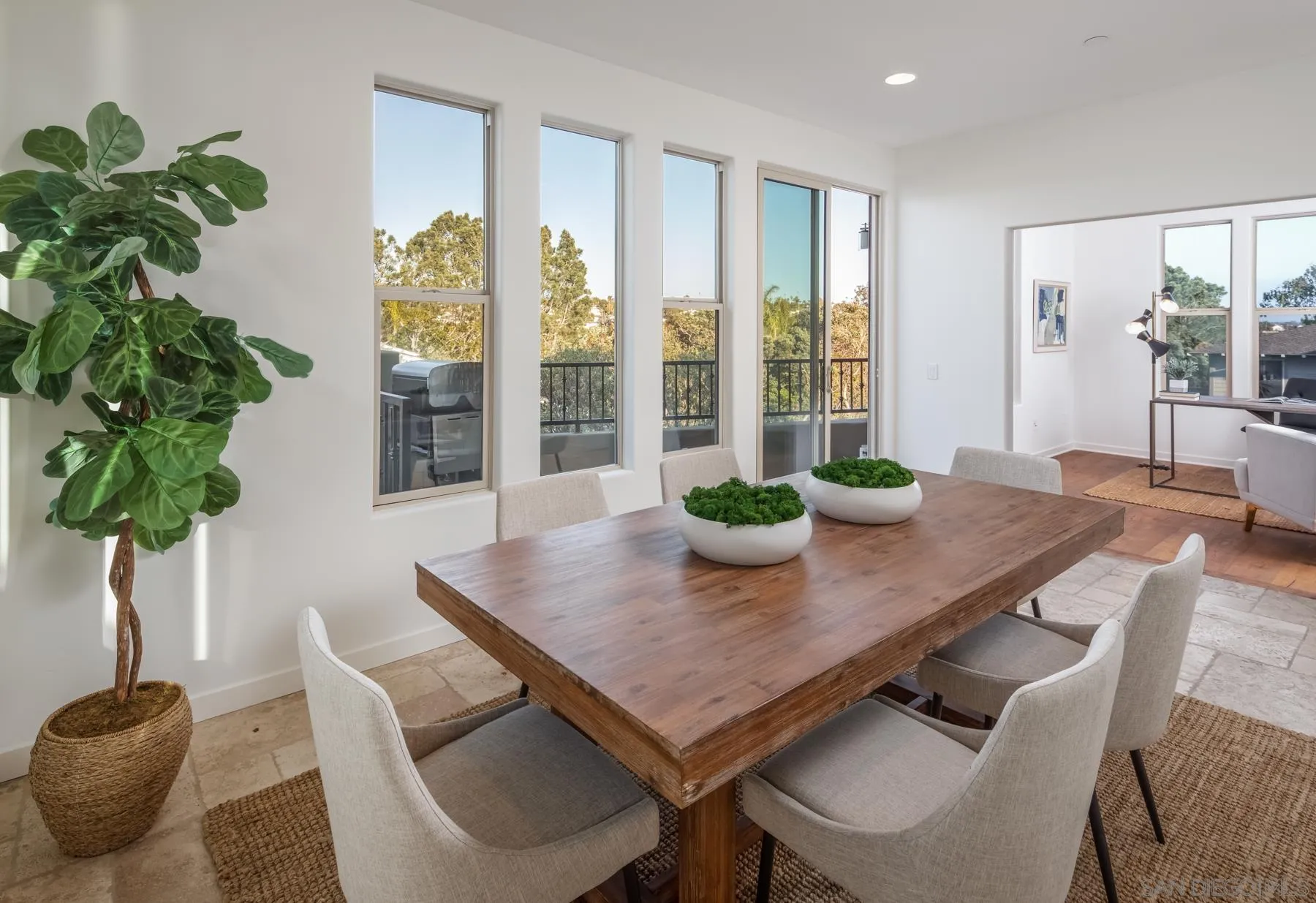 https://cdn.realtyfeed.com/cdn/127/230005226/890f439187fe670b48404dff37ab718f.webp