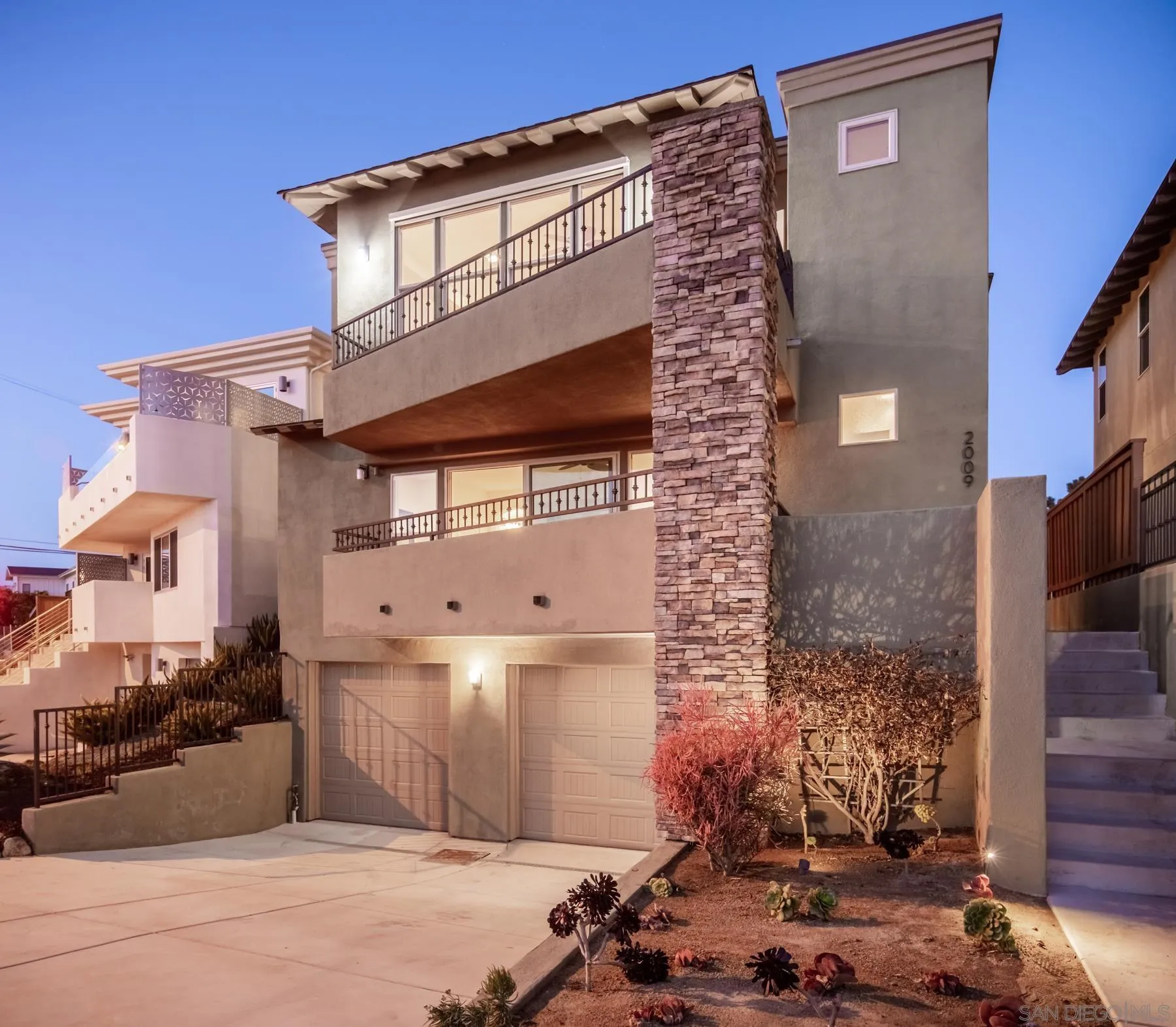 https://cdn.realtyfeed.com/cdn/127/230005226/c352eaddc6bb5748930a6ed1393506a8.webp