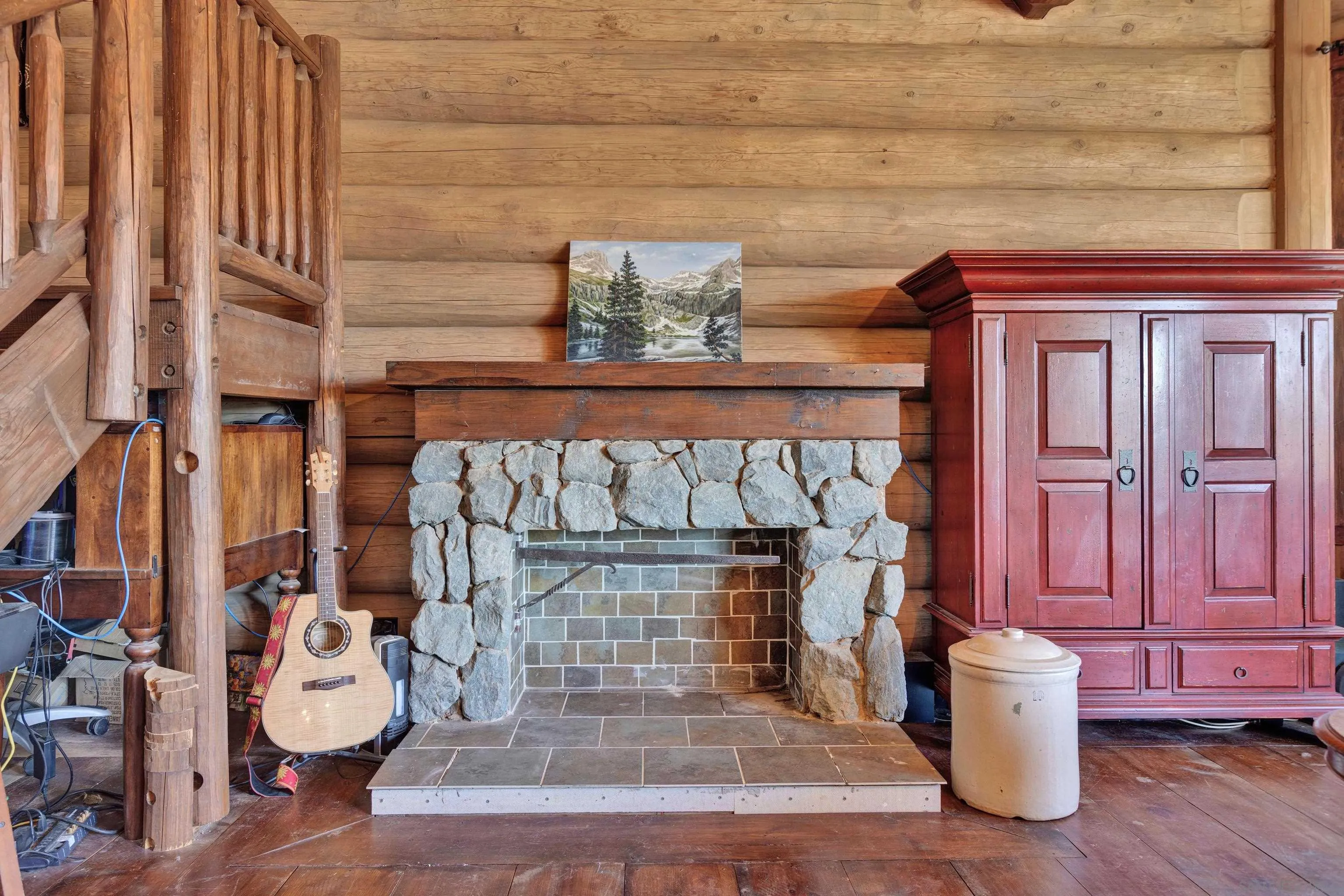https://cdn.realtyfeed.com/cdn/127/230005230/8c0306cdb775f853638559c8b2a15f39.webp