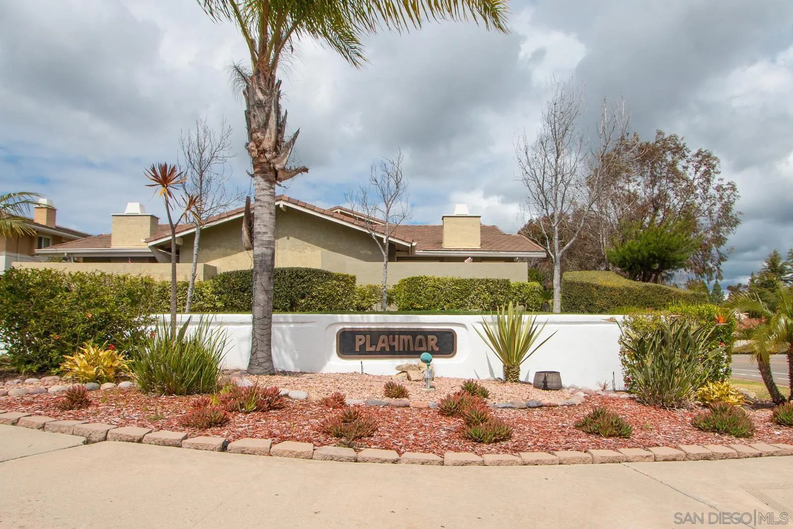 Photo #3: 230005454 Listing 