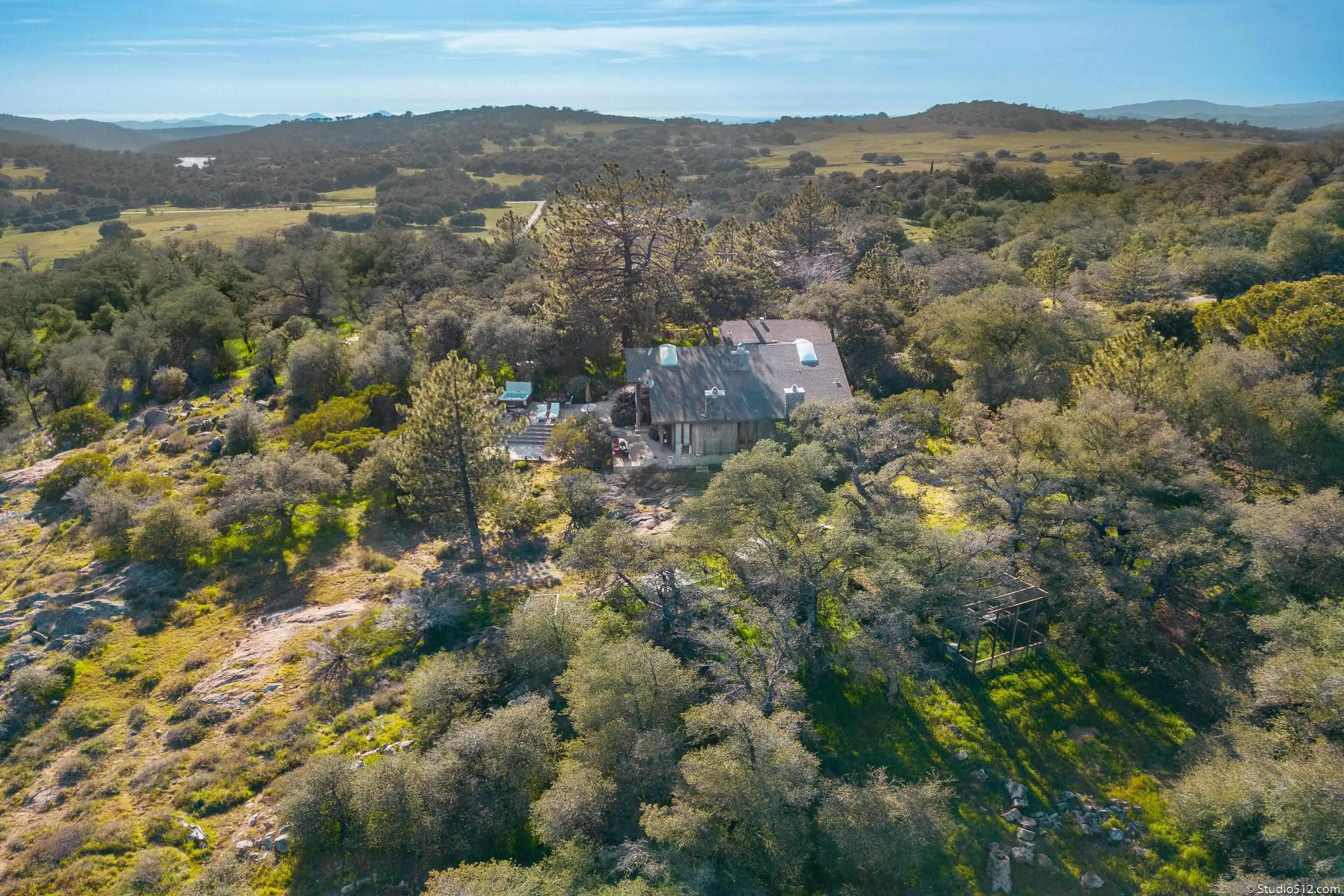 https://cdn.realtyfeed.com/cdn/127/230005549/5d28c435c23aeb642a279d0c327f6e30.webp