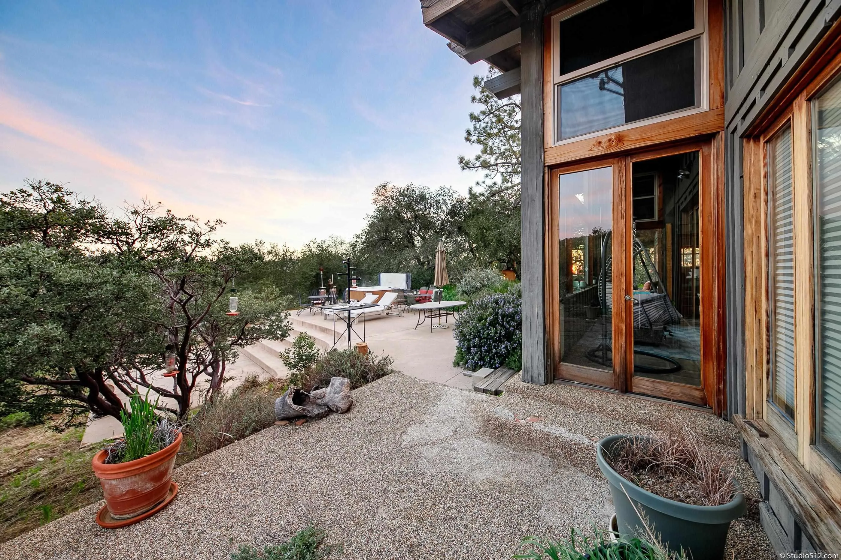 https://cdn.realtyfeed.com/cdn/127/230005549/9c48c7144eec5157563f062400807af1.webp
