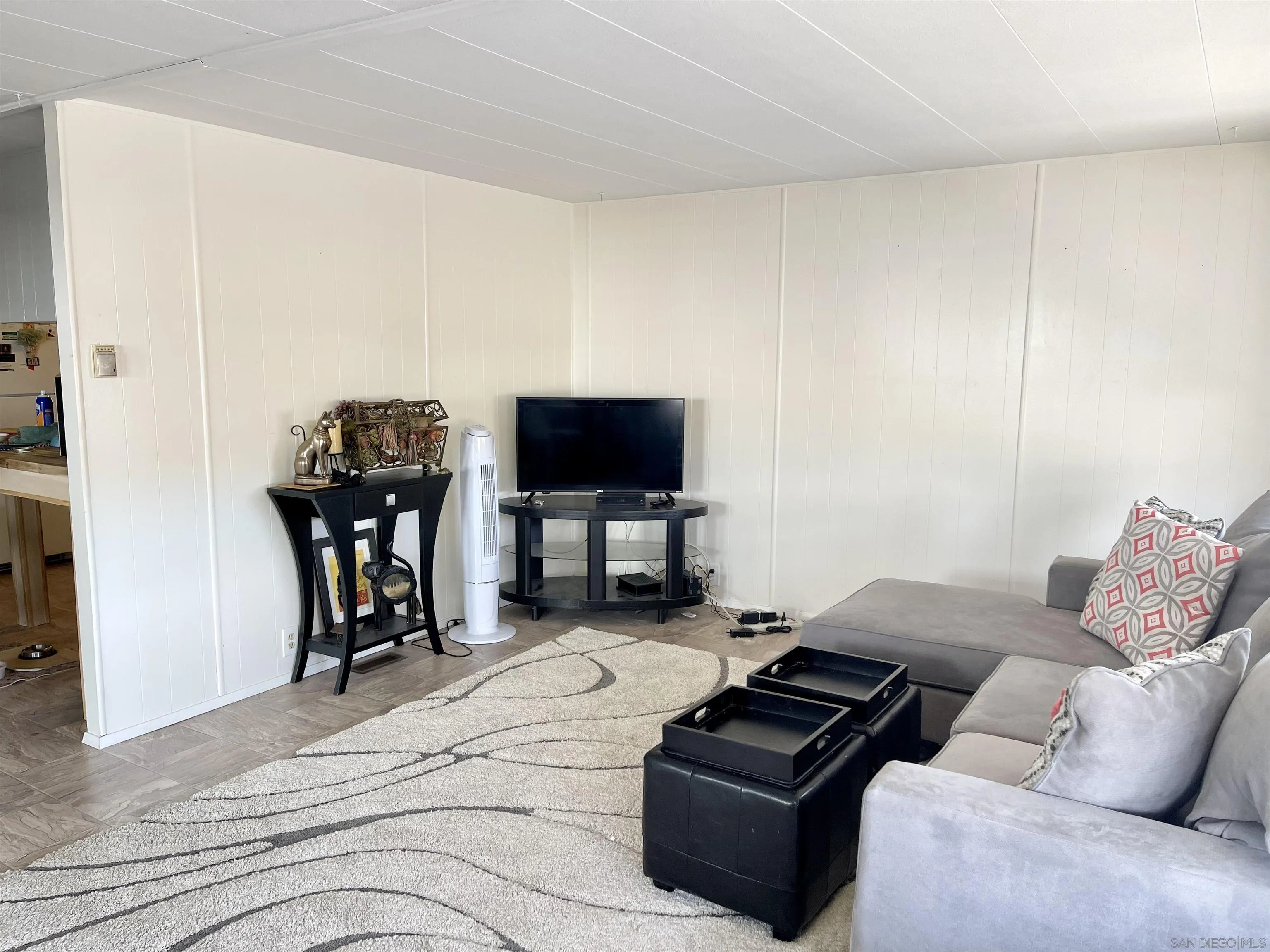 https://cdn.realtyfeed.com/cdn/127/230005877/03cc606c7975910927989754c72201ed.webp