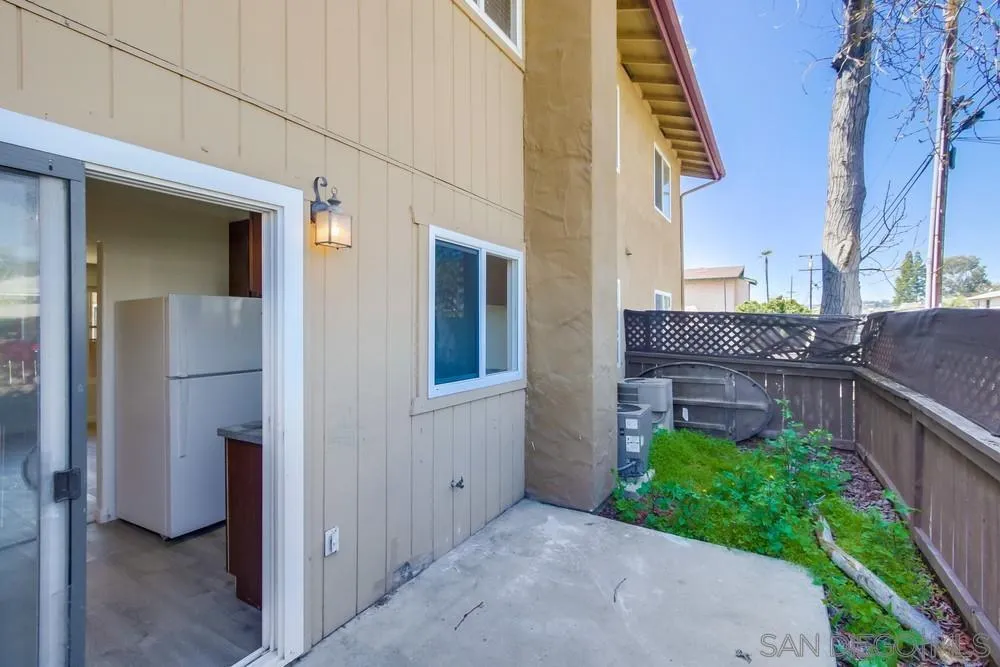 https://cdn.realtyfeed.com/cdn/127/230005902/ee3588c7a109137da946105604574895.webp