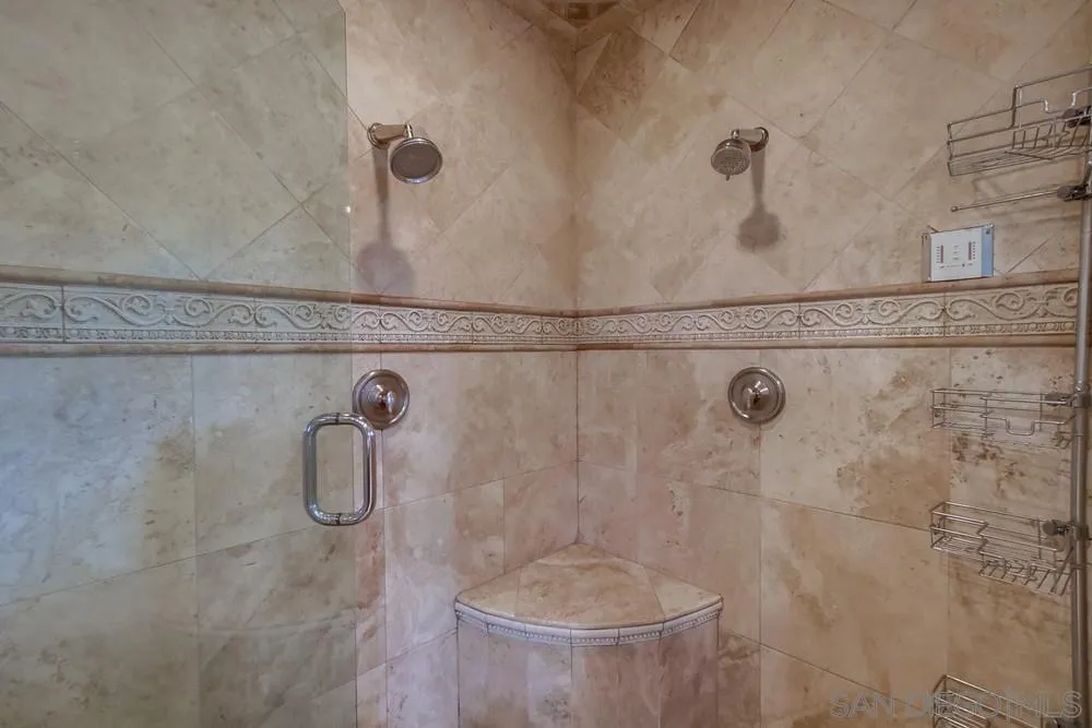 https://cdn.realtyfeed.com/cdn/127/230006076/dc2dc4fb4c70f7100f395c1eadd54452.webp