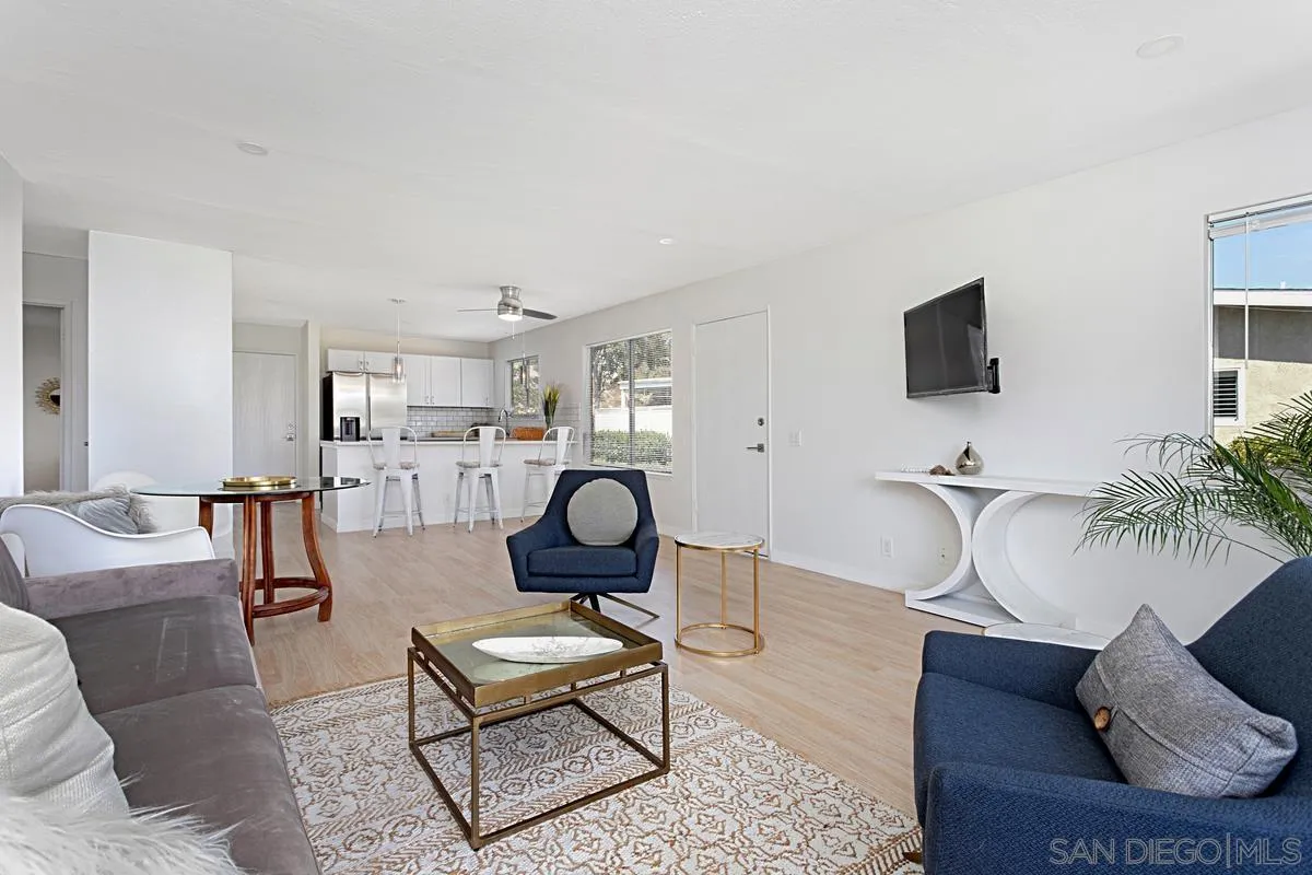 https://cdn.realtyfeed.com/cdn/127/230006130/d84cba9995485489687acc6b3fedbc9f.webp