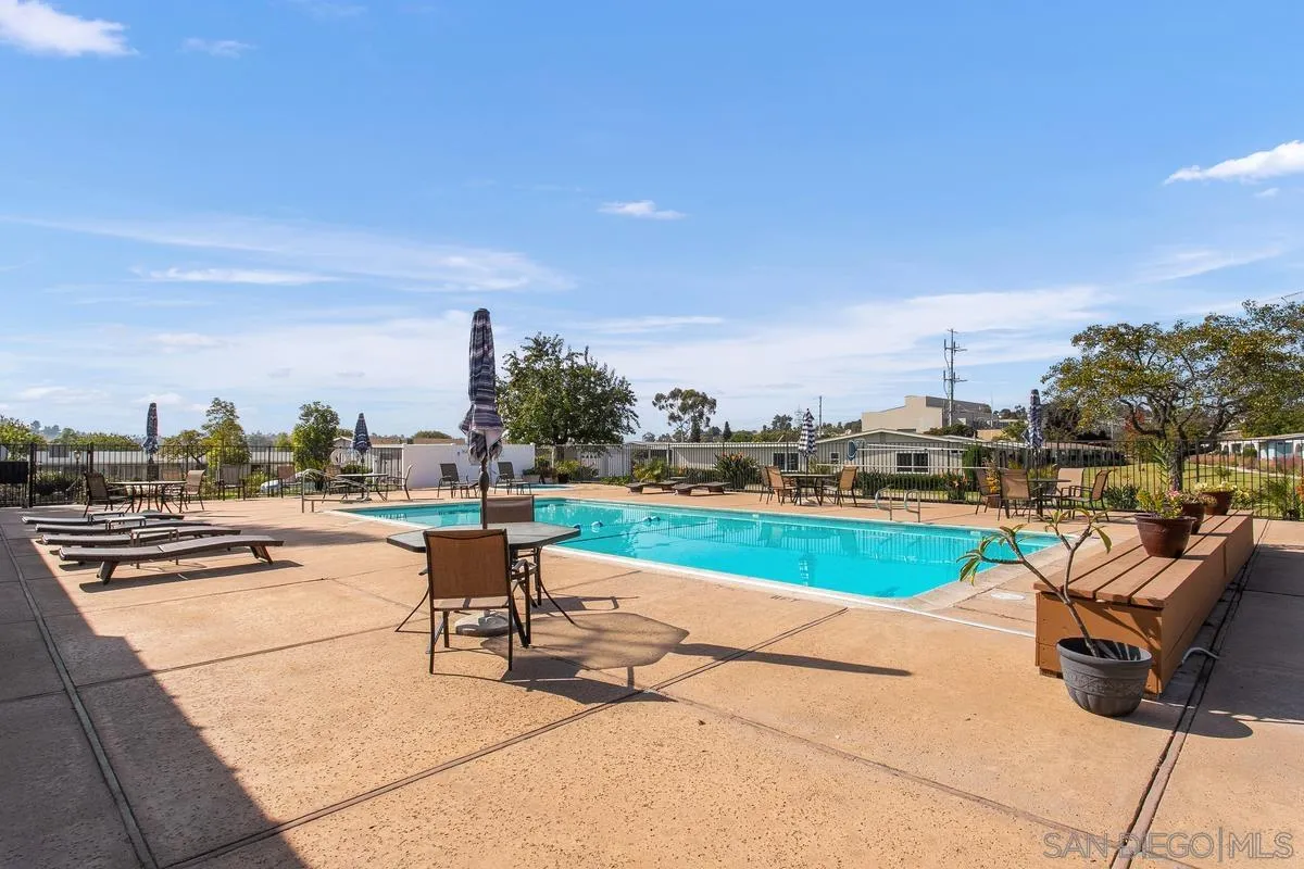 https://cdn.realtyfeed.com/cdn/127/230006132/9fe88d24399bed7b6427055518d93cdc.webp