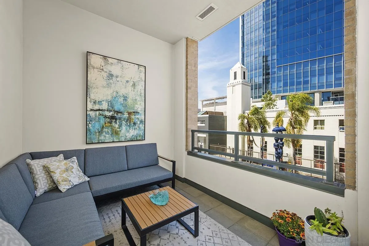 https://cdn.realtyfeed.com/cdn/127/230006552/5e00f939dc66d45f46e50d5004912551.webp