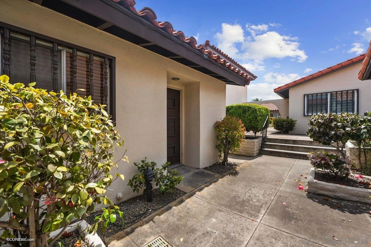 Photo #3: 230006986 Listing 