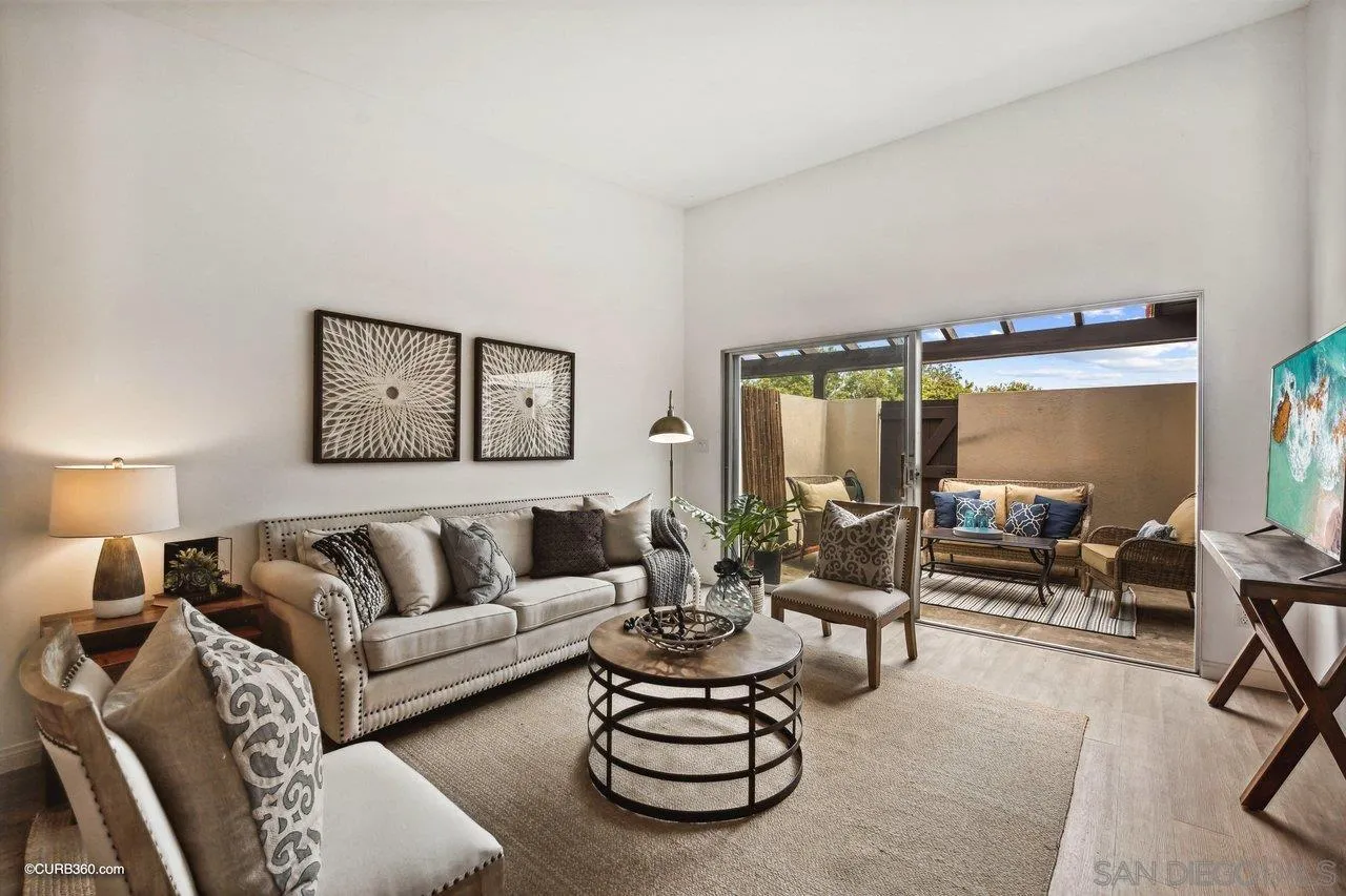 Photo #4: 230006986 Listing 