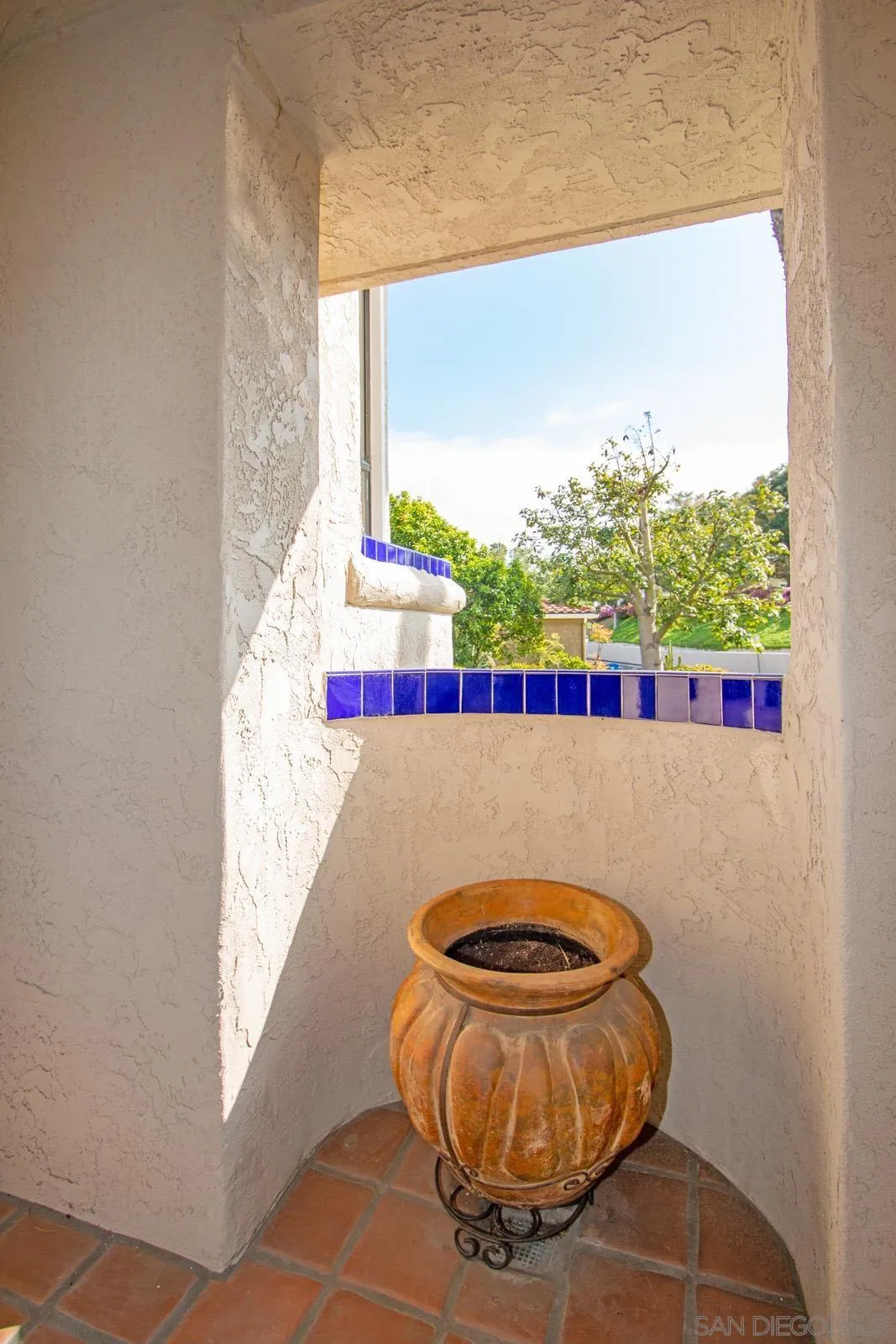 Photo #6: 230007060 Listing 