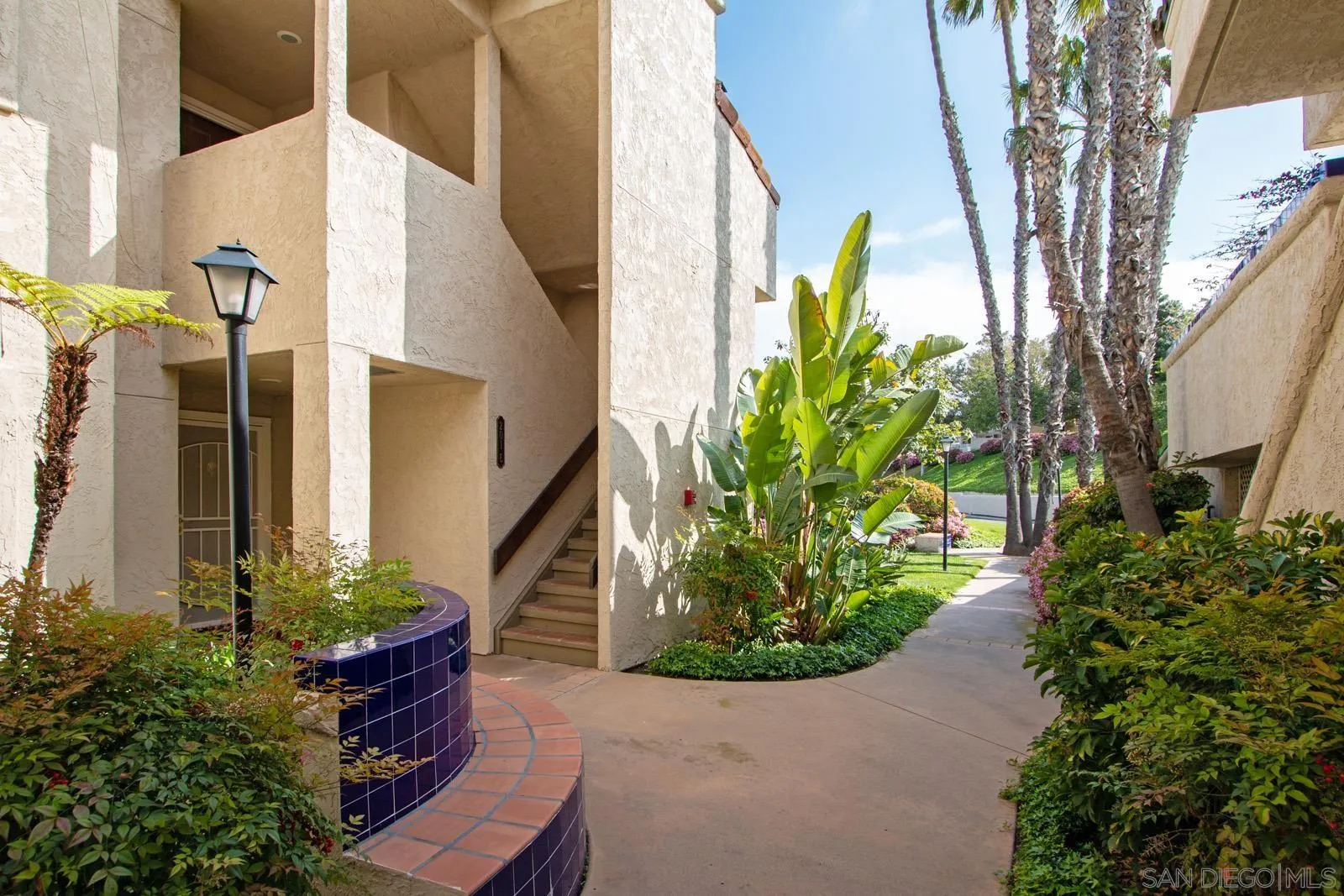 Photo #4: 230007060 Listing 