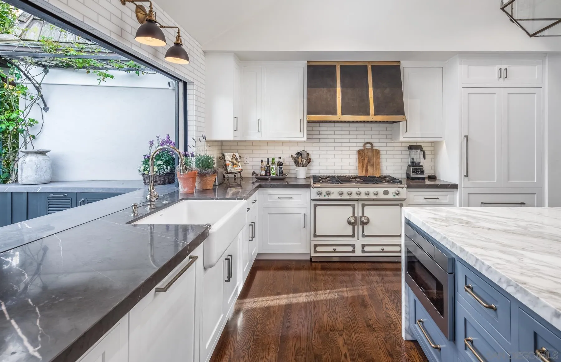 https://cdn.realtyfeed.com/cdn/127/230007127/e684079ea766ba40adf8148f2005b6f1.webp