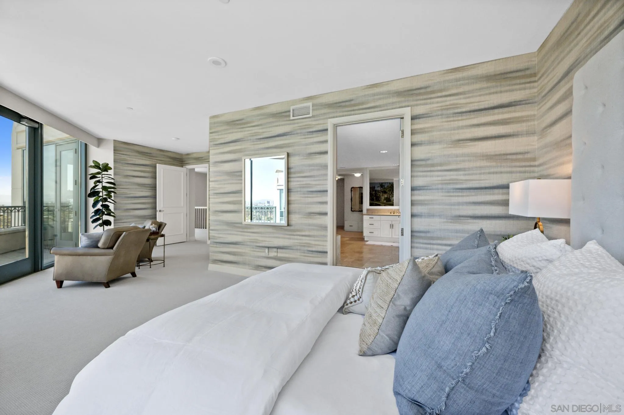 https://cdn.realtyfeed.com/cdn/127/230007524/43775c33acec902eaf782073a616bf96.webp