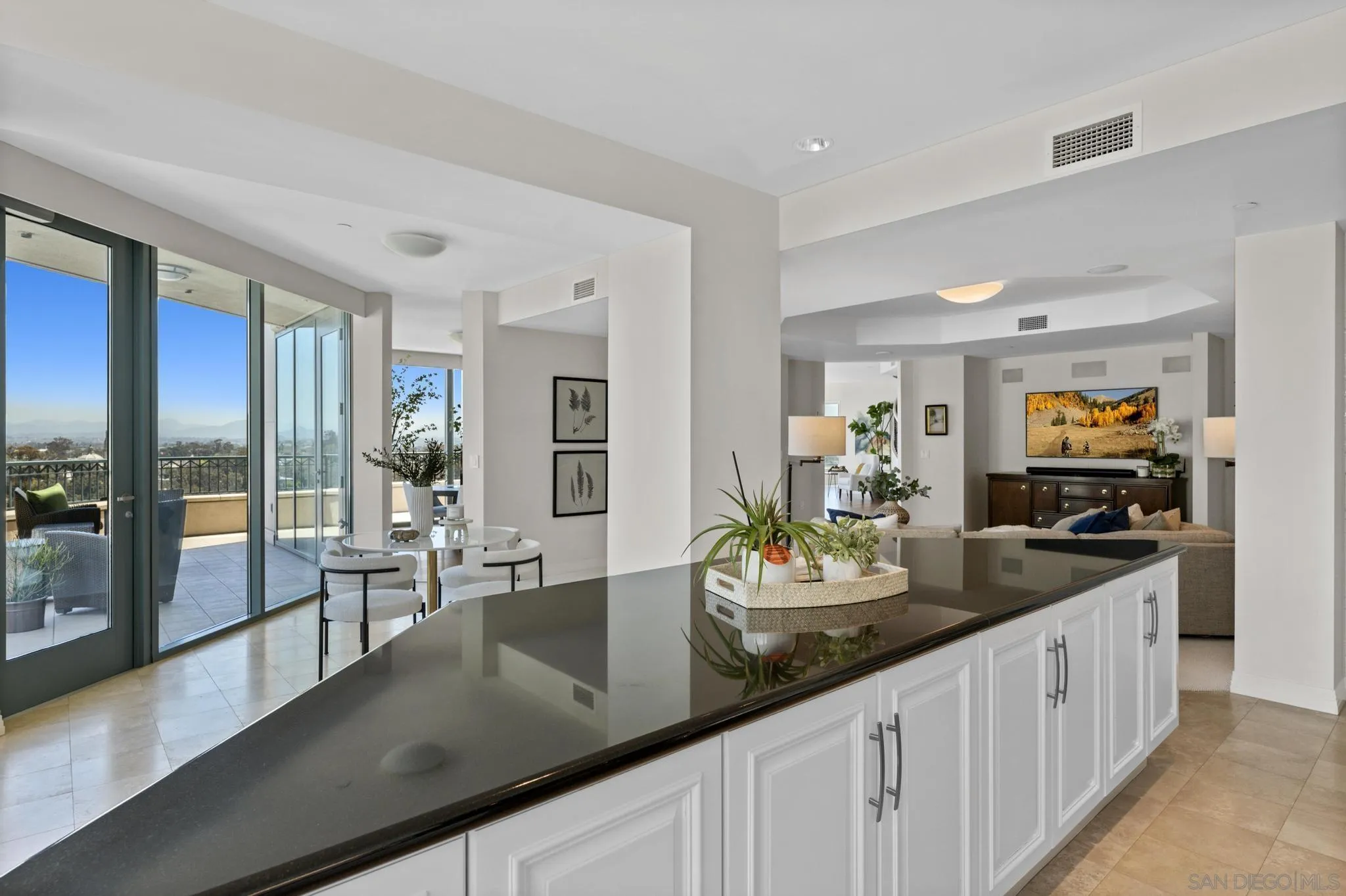 https://cdn.realtyfeed.com/cdn/127/230007524/b8236347b26bda629e615b4989982764.webp